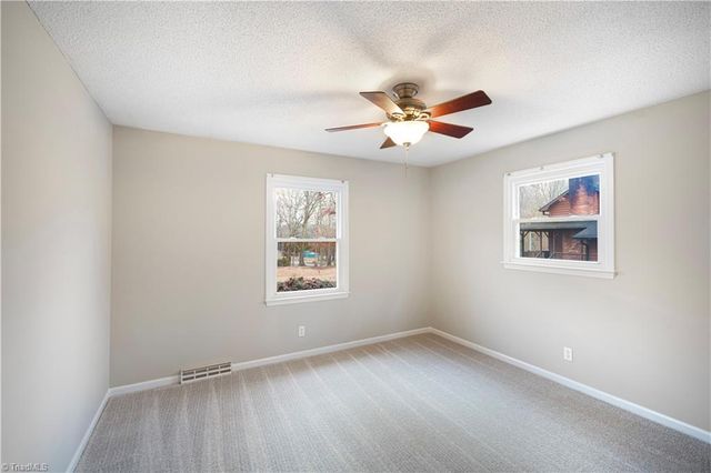 772 Conestoga Trail, Winston-salem, NC 27101