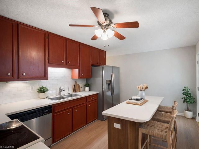 772 Conestoga Trail, Winston-salem, NC 27101