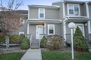 53 Brushy Plain Road APT 3D, Branford, CT 06405