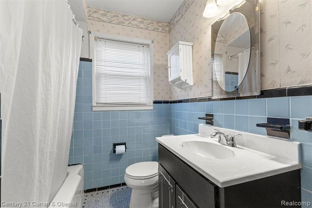 9616 Colwell Avenue, Allen Park, MI 48101