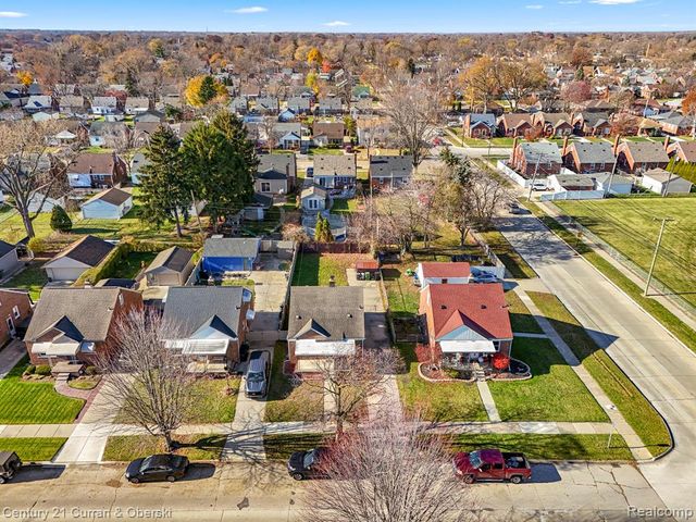 9616 Colwell Avenue, Allen Park, MI 48101