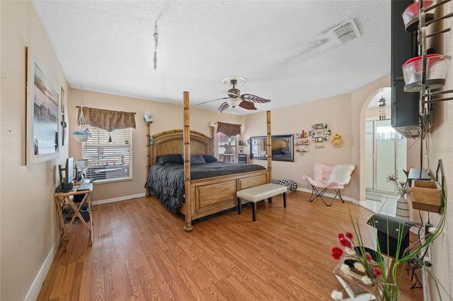 16404 COOPERS HAWK AVENUE, Clermont, FL 34714