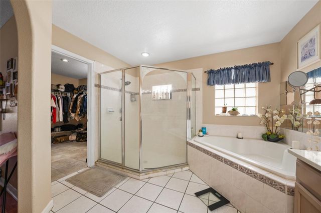 16404 COOPERS HAWK AVENUE, Clermont, FL 34714