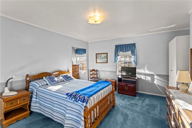 208 Center Ave, Mcdonald, PA 15057