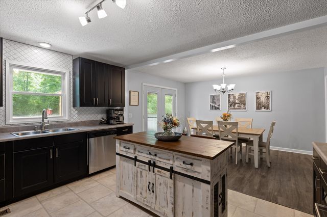 5009 Montcrest Drive, Chattanooga, TN 37416