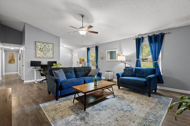5009 Montcrest Drive, Chattanooga, TN 37416