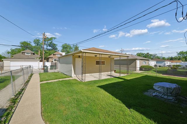 204 Bohland Avenue, Bellwood, IL 60104