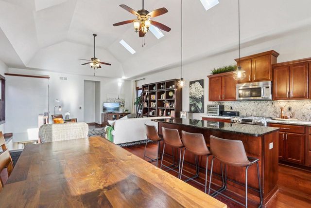 2727 S Superior STREET, Milwaukee, WI 53207