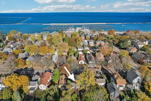 2727 S Superior STREET, Milwaukee, WI 53207