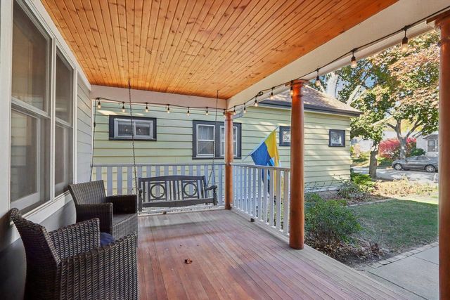 2727 S Superior STREET, Milwaukee, WI 53207