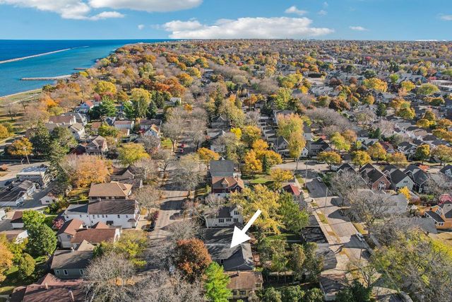 2727 S Superior STREET, Milwaukee, WI 53207