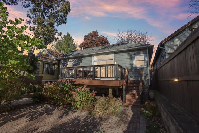 2727 S Superior STREET, Milwaukee, WI 53207