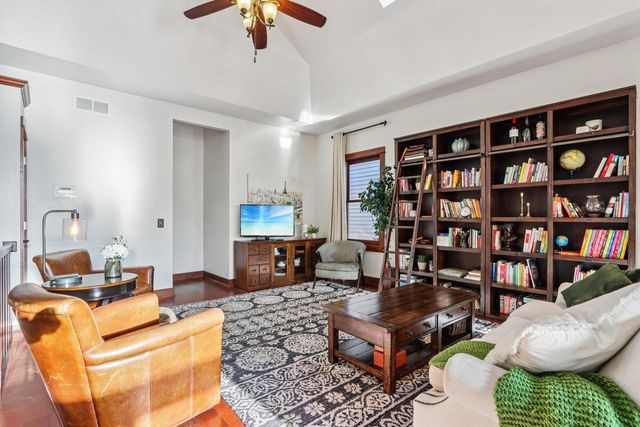 2727 S Superior STREET, Milwaukee, WI 53207