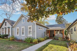 2727 S Superior STREET, Milwaukee, WI 53207