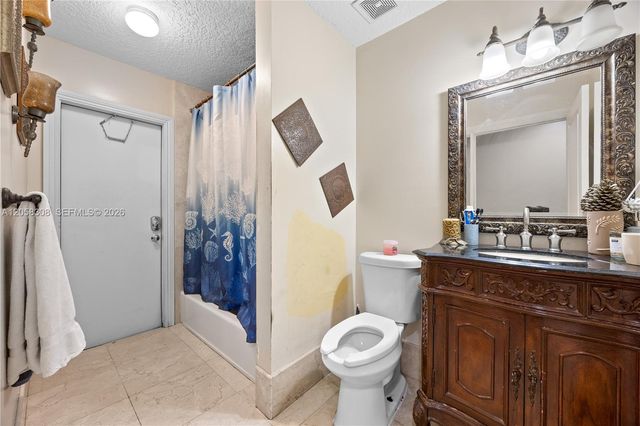 15330 SW 170th Ter, Miami, FL 33187