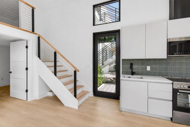 521 3rd Avenue N, Lake Worth Beach, FL 33460