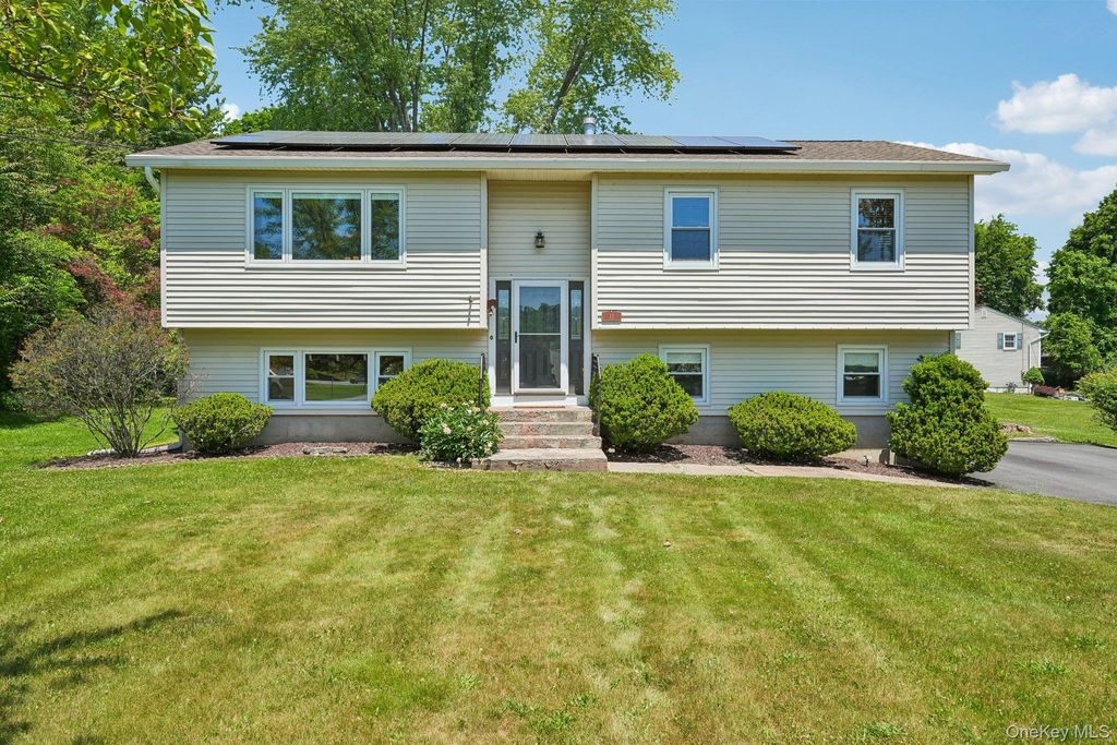 11 Hunter Street, Highland Mills, NY 10930