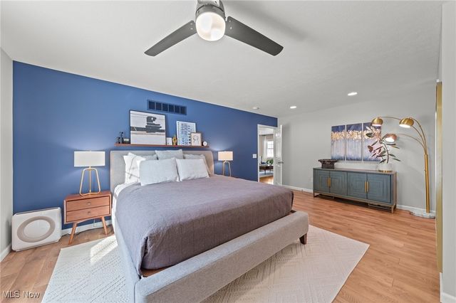 422 Crestview Avenue, Akron, OH 44320