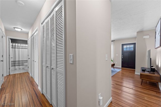 422 Crestview Avenue, Akron, OH 44320