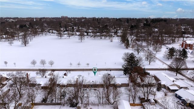 422 Crestview Avenue, Akron, OH 44320