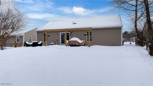 422 Crestview Avenue, Akron, OH 44320