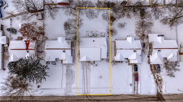 422 Crestview Avenue, Akron, OH 44320