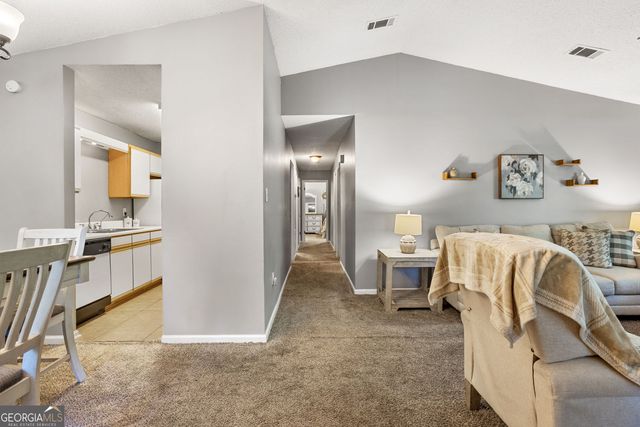 2092 S Sherwood Drive Q88, Valdosta, GA 31602