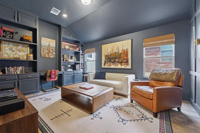 801 Mount Irving Way, Norman, OK 73071