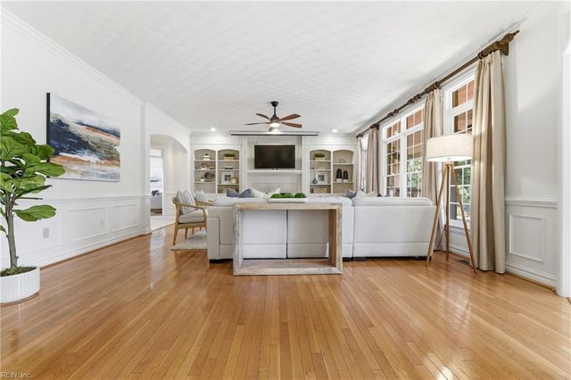 1500 Mirassou LN, Virginia Beach, VA 23454