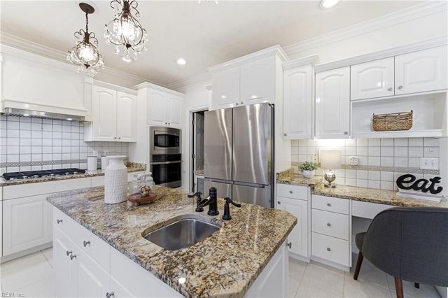 1500 Mirassou LN, Virginia Beach, VA 23454