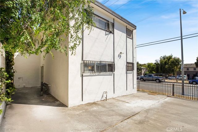 3155 E 8th Street, Los Angeles, CA 90023