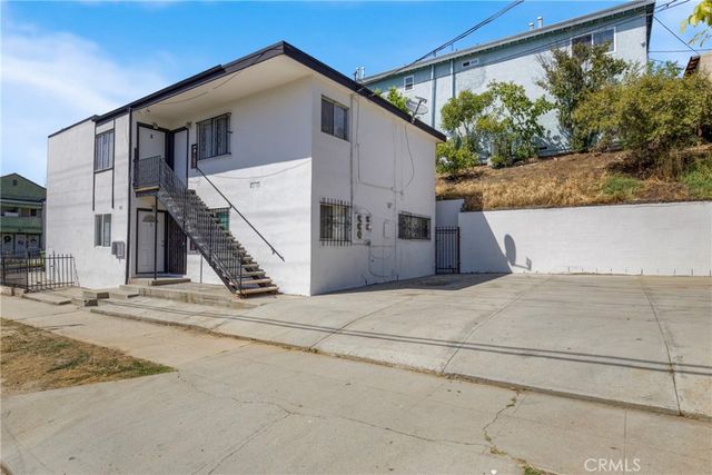 3155 E 8th Street, Los Angeles, CA 90023