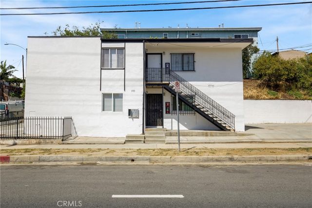 3155 E 8th Street, Los Angeles, CA 90023