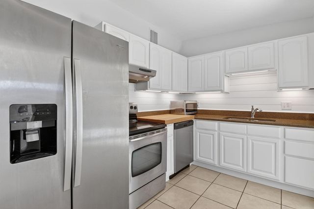 1932 Cedarwood Drive, Melbourne, FL 32935