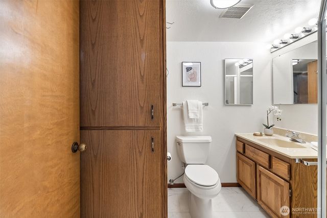 818 W Argand Street, Seattle, WA 98119