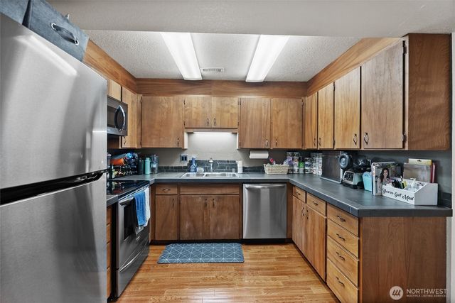 818 W Argand Street, Seattle, WA 98119