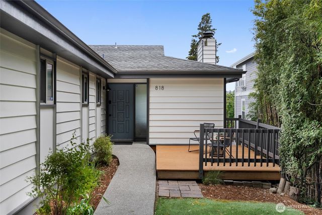 818 W Argand Street, Seattle, WA 98119