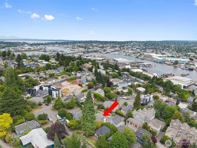 818 W Argand Street, Seattle, WA 98119
