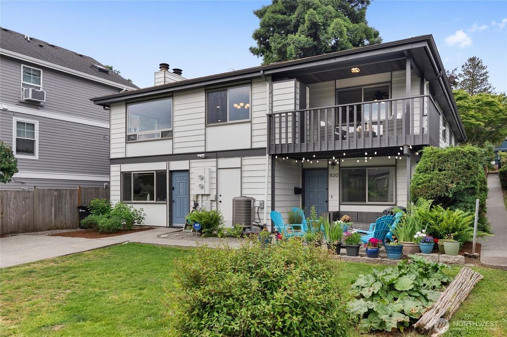 818 W Argand Street, Seattle, WA 98119