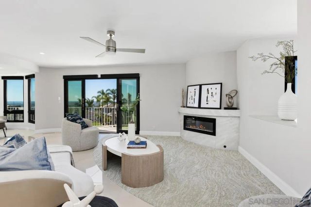 7215 El Fuerte St, Carlsbad, CA 92009