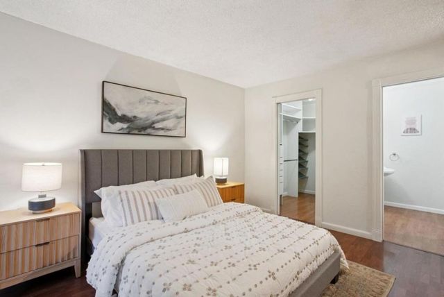 357 Half Moon Lane 12, Daly City, CA 94015