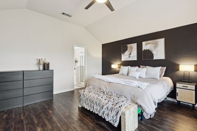 707 Bayshore Drive, Mansfield, TX 76063