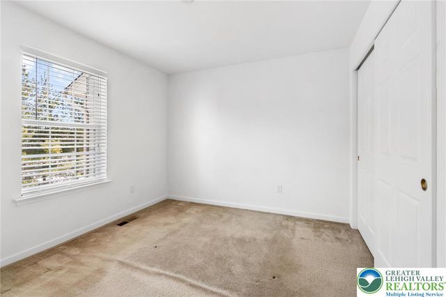 262 Milkweed Drive, Allentown City, PA 18104