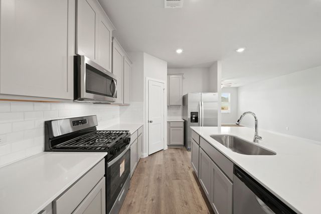 3618 Crawford Street, Bay City, TX 77414