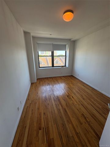 270 Devoe Street 4A, Brooklyn, NY 11211