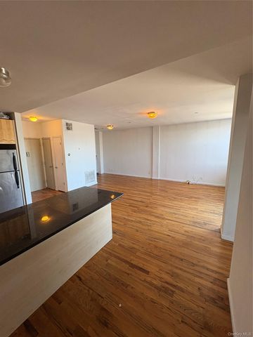 270 Devoe Street 4A, Brooklyn, NY 11211