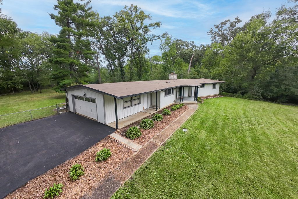 1S670 Winfield Road, Wheaton, IL 60189 — photo 2
