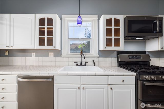 1506 12th Street, Anacortes, WA 98221