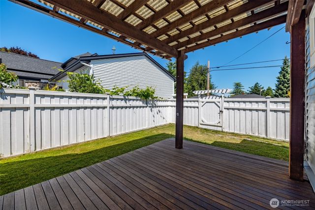 1506 12th Street, Anacortes, WA 98221