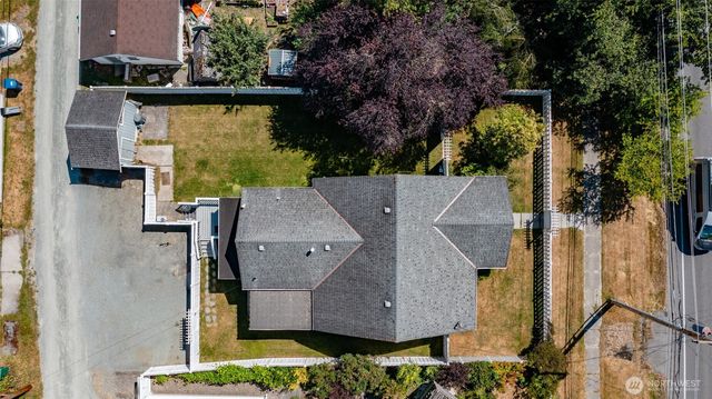 1506 12th Street, Anacortes, WA 98221